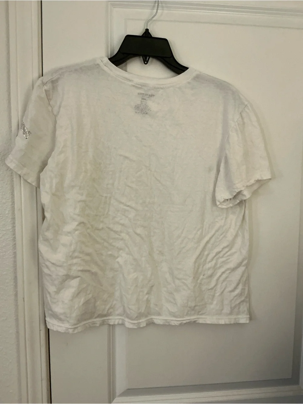 True Religion Brand Jeans Men's Size Large White Crewneck T-Shirt Silver Logo